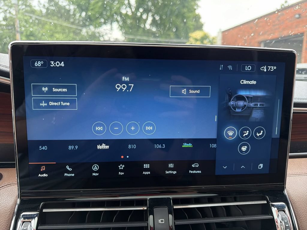 Used 2024 Lincoln Navigator Reserve AWD/4WD image 12