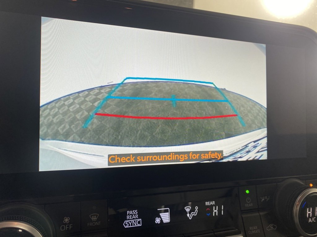 Used 2023 Toyota Highlander XLE image 15