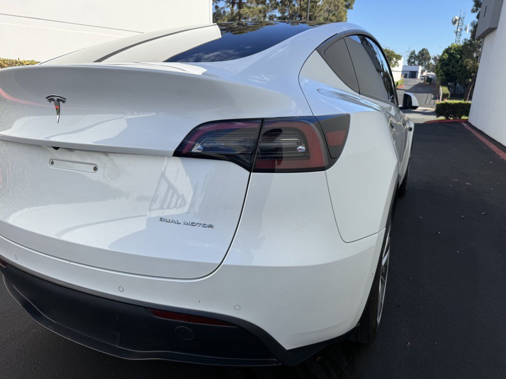 Used 2022 Tesla Model Y Long Range AWD/4WD image 8