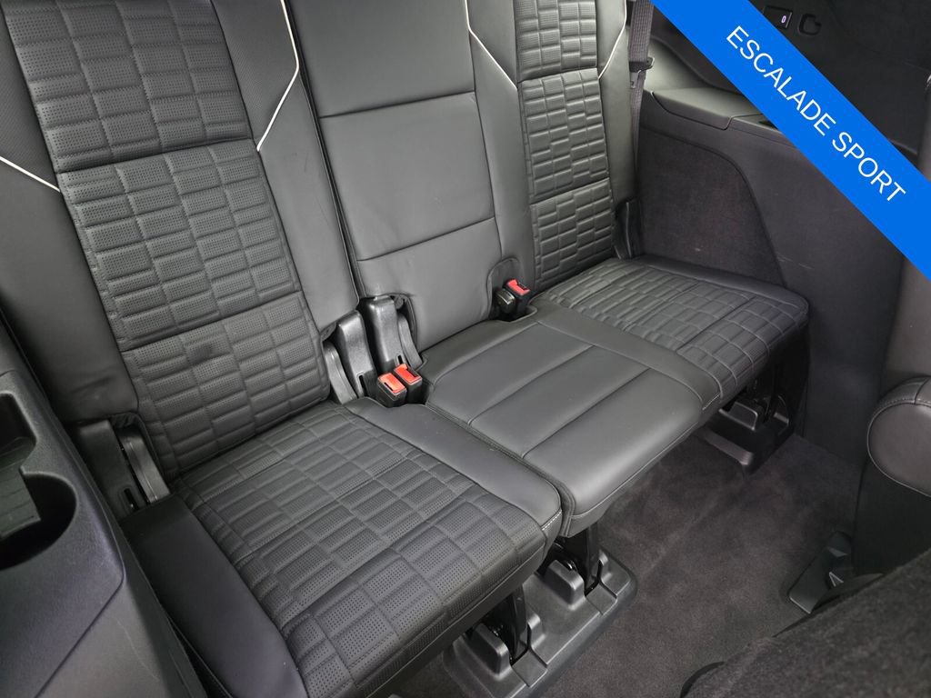 Used 2023 Cadillac Escalade Sport Platinum w/ LPO, ONYX Package AWD/4WD image 28