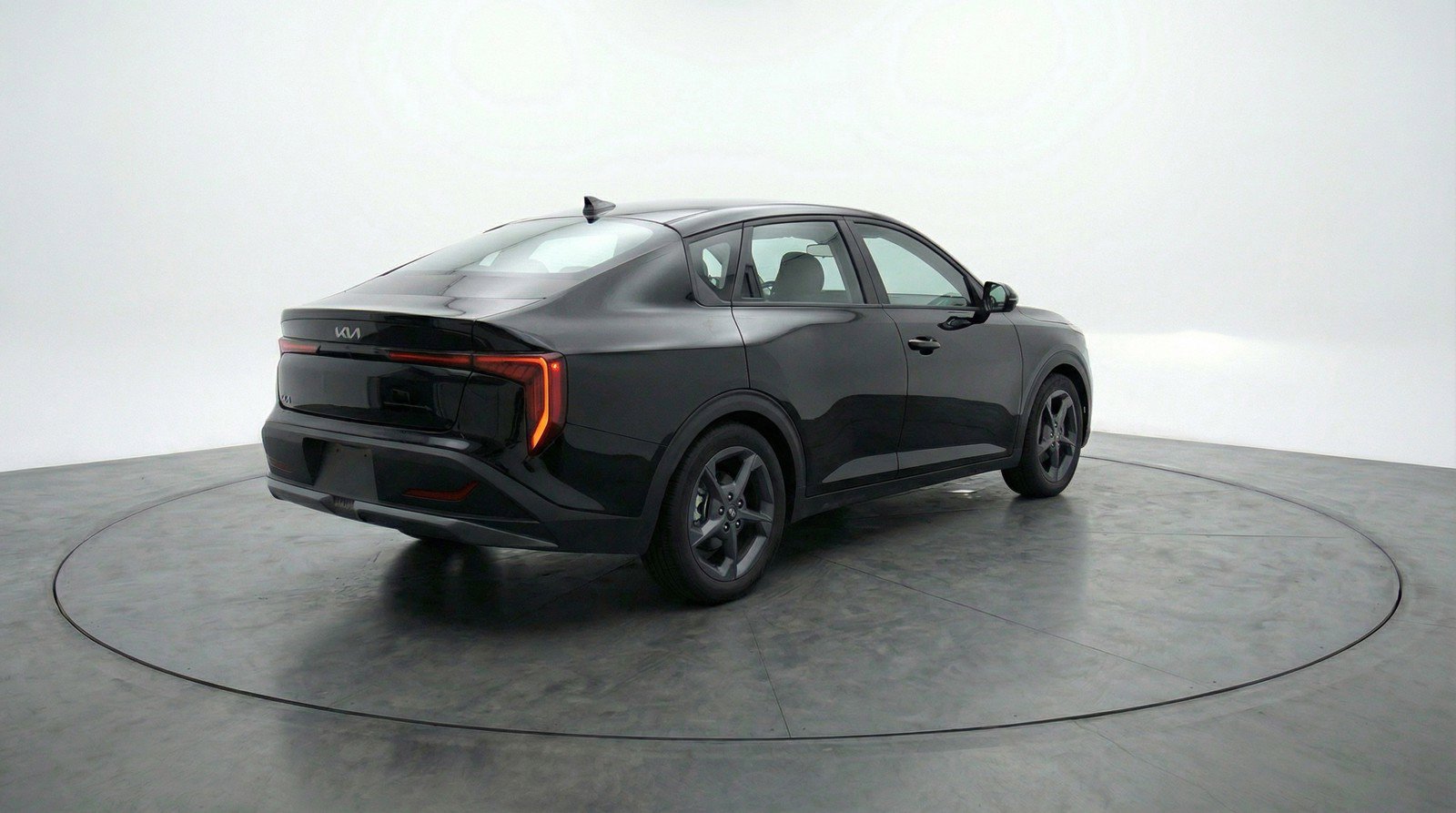 Used 2025 Kia K4 LXS FWD image 9