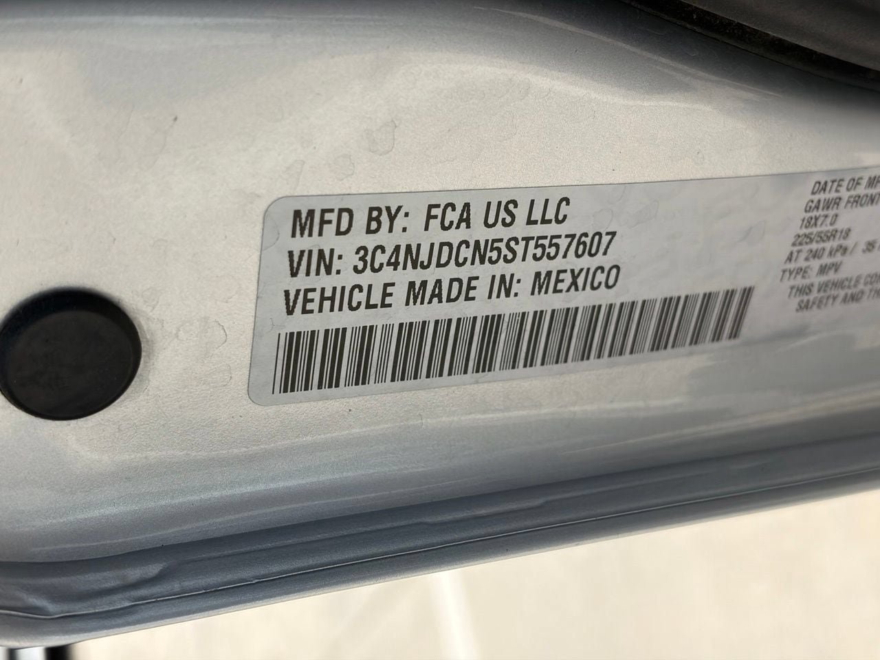 Used 2025 Jeep Compass Limited AWD/4WD image 12
