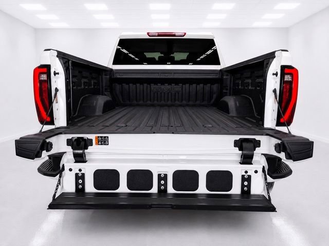 Used 2024 GMC Sierra 2500 SLT w/ SLT Convenience Package AWD/4WD image 9