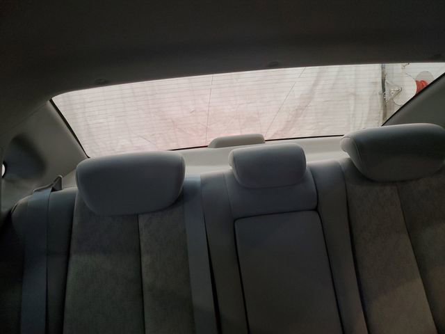 Used 2010 Hyundai Elantra GLS image 21