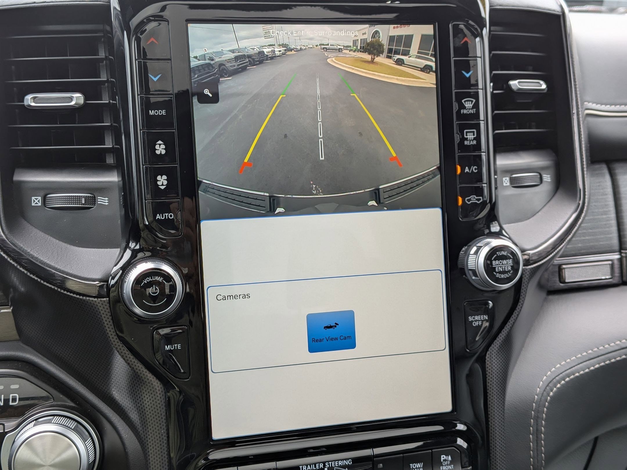 Used 2023 RAM 1500 Limited w/ Trailer Tow Group image 23