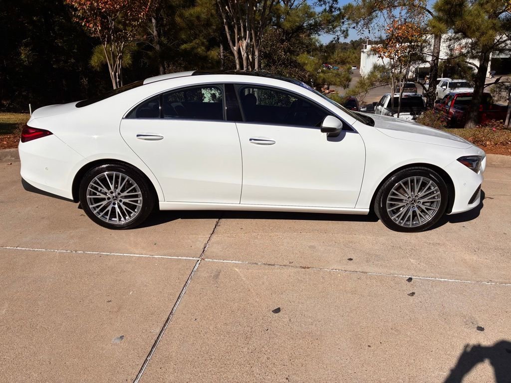 Used 2025 Mercedes-Benz CLA 250 4MATIC image 4