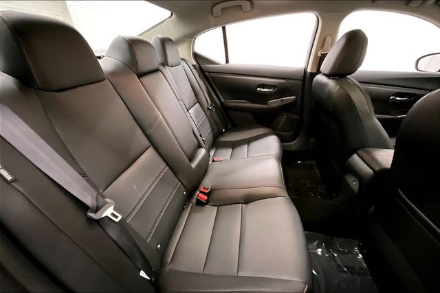 New 2025 Nissan Sentra SR w/ SR Premium Package image 32