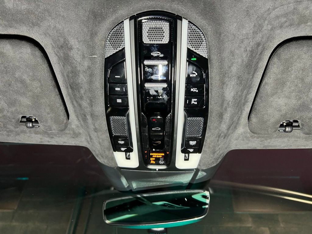 Used 2023 Porsche Panamera GTS image 29