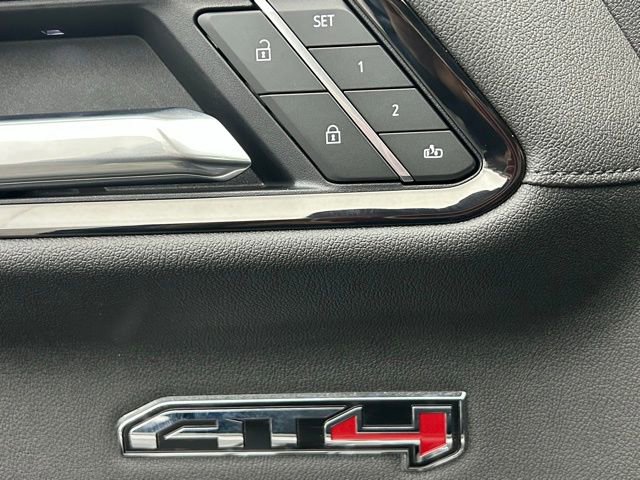 Used 2025 GMC Sierra 1500 AT4 w/ Technology Package image 14