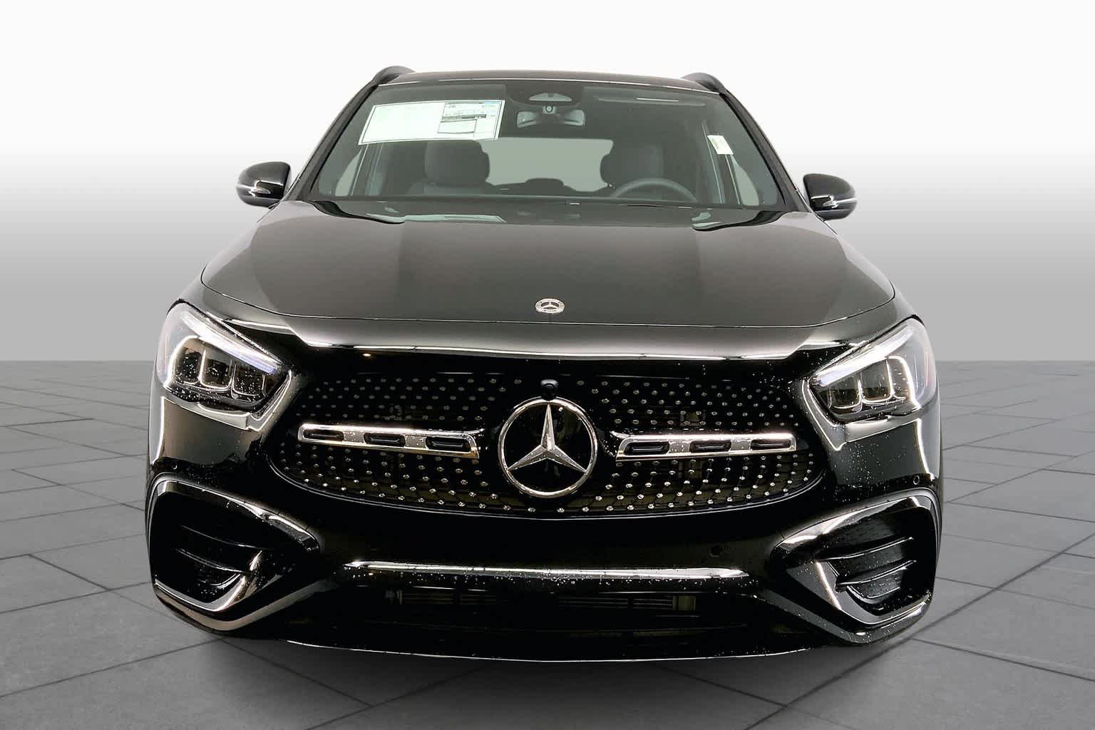 New 2025 Mercedes-Benz GLA 250 4MATIC image 3