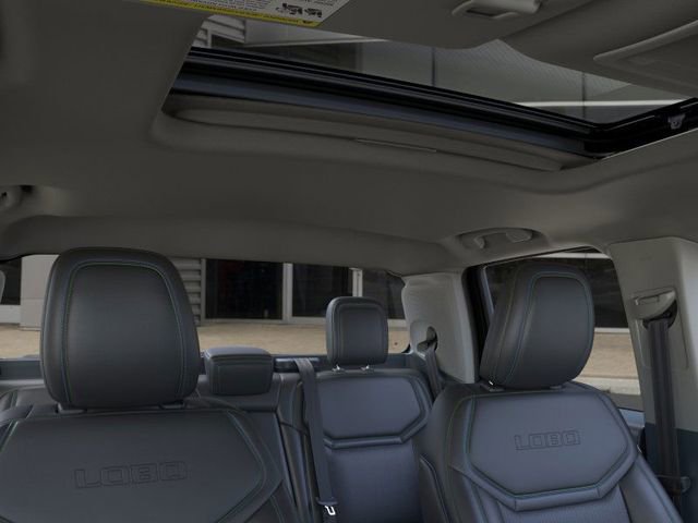 New 2025 Ford Maverick Lobo image 12