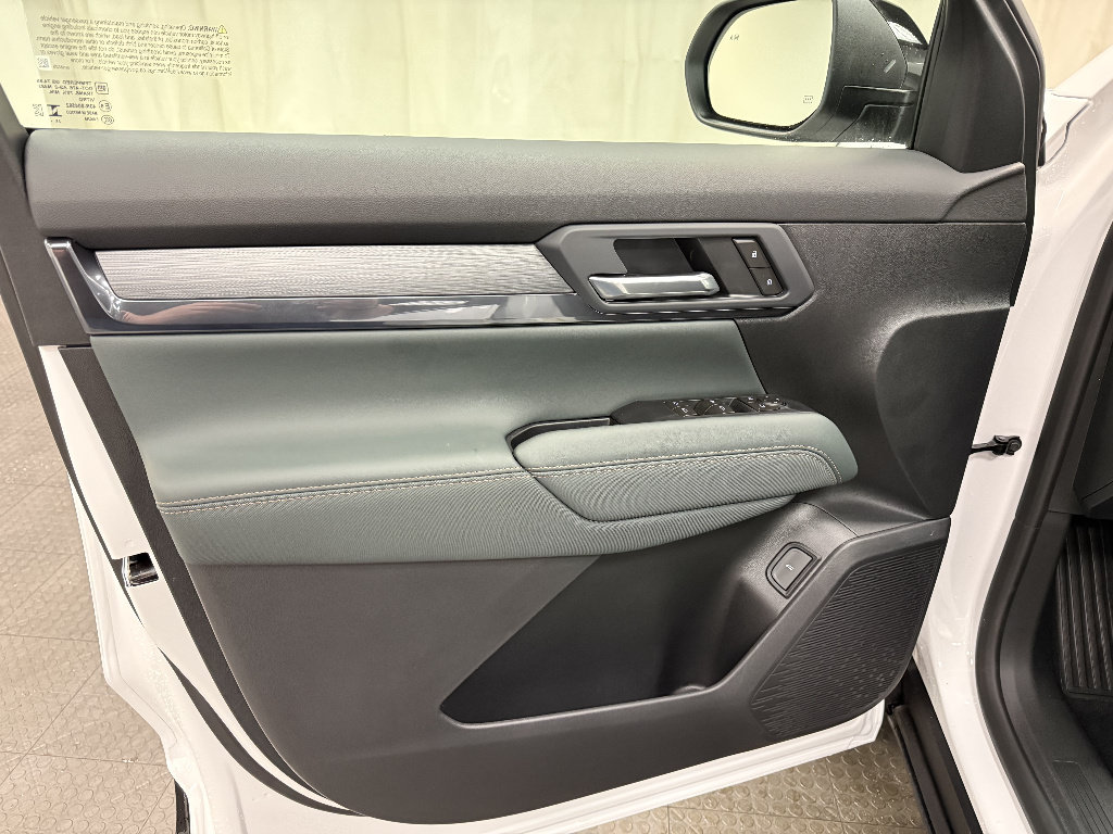 New 2026 GMC Terrain AT4 AWD/4WD image 35