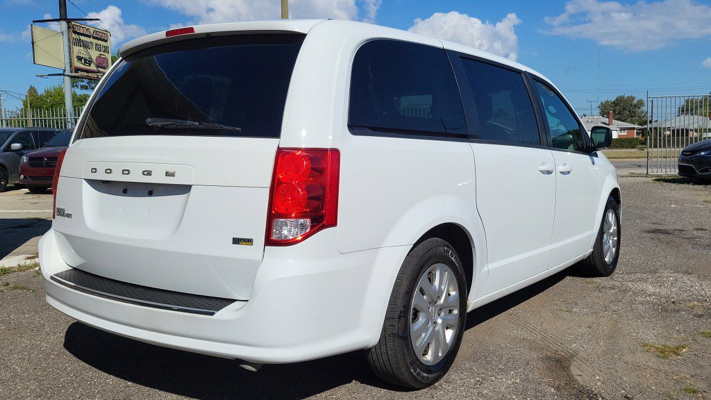 Used 2018 Dodge Grand Caravan SE image 10
