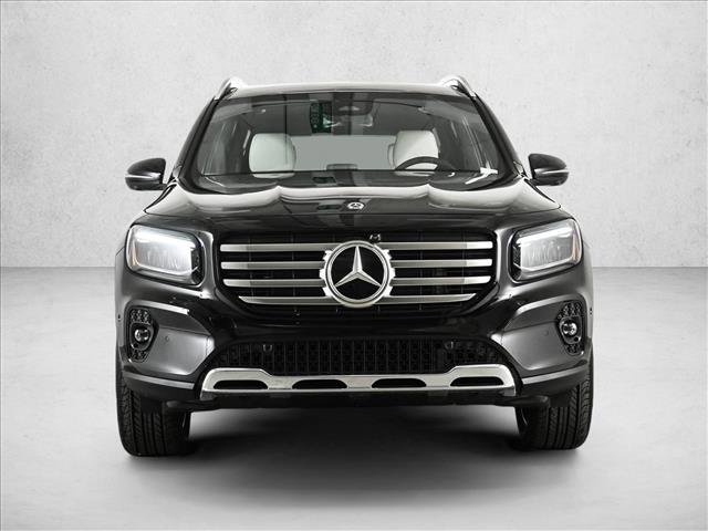 New 2026 Mercedes-Benz GLB 250 4MATIC image 2