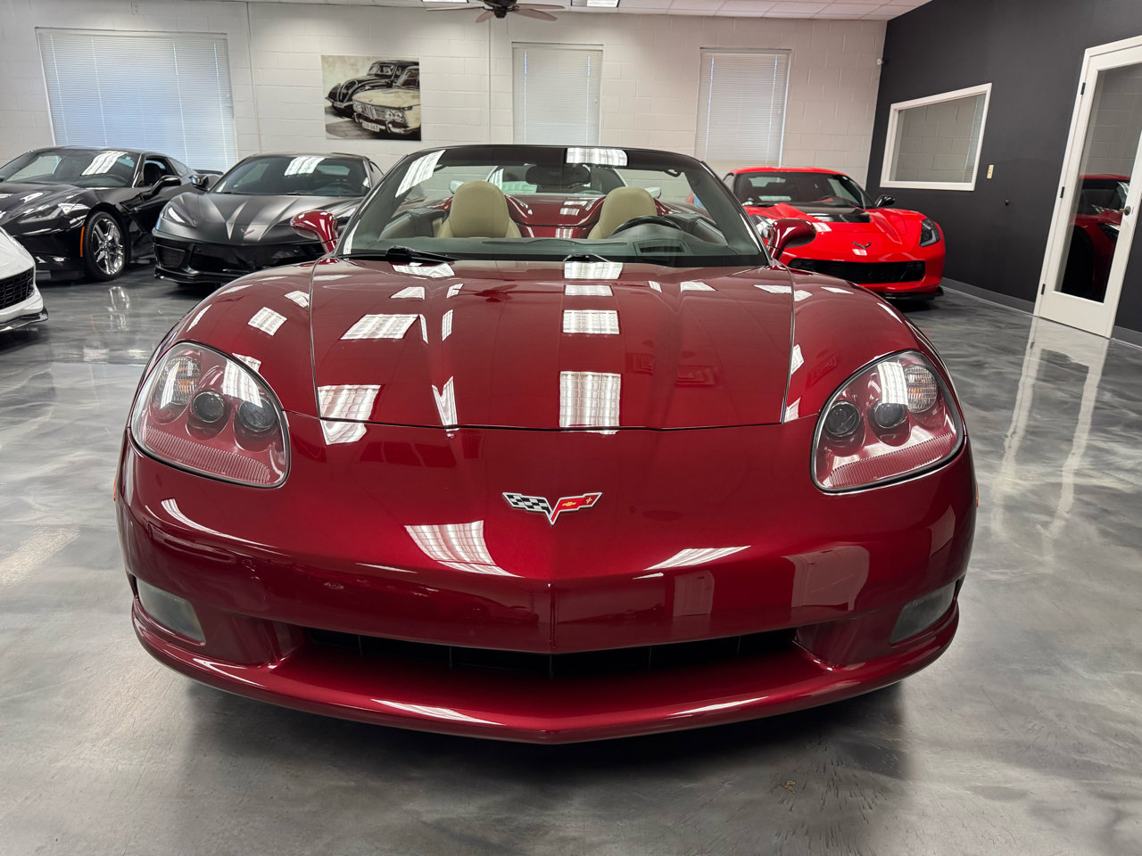 Used 2006 Chevrolet Corvette Convertible w/ Preferred Equipment Group image 21