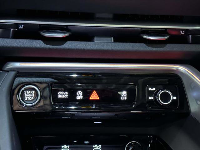 New 2025 Audi Q5 Premium w/ Convenience Package AWD/4WD image 18