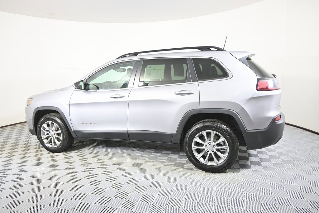 Used 2022 Jeep Cherokee Latitude Lux image 3