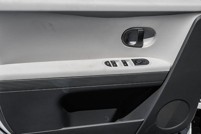 New 2026 Hyundai Ioniq 5 SEL RWD image 24