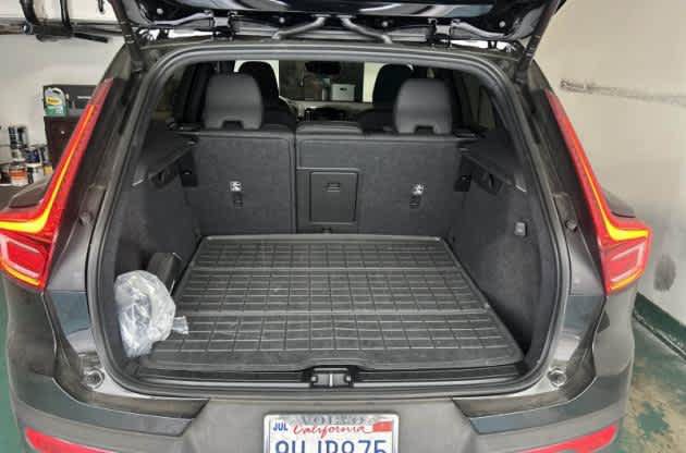 Used 2023 Volvo XC40 Recharge Ultimate w/ Protection Package Premier AWD/4WD image 7
