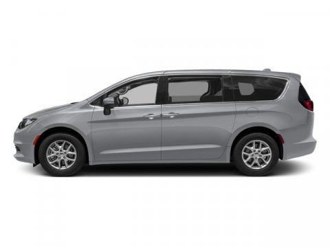 Used 2017 Chrysler Pacifica Touring image 3