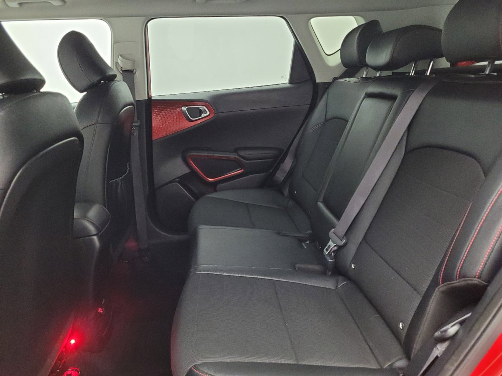 Used 2021 Kia Soul Turbo FWD image 18
