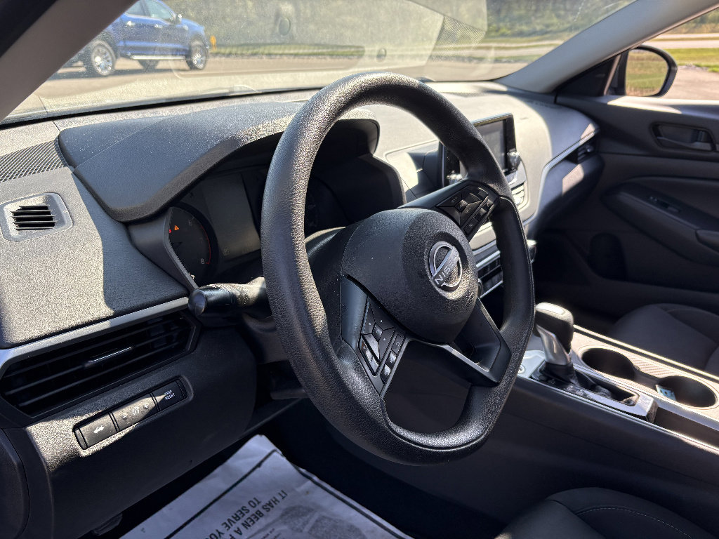 Used 2023 Nissan Altima 2.5 S FWD image 25