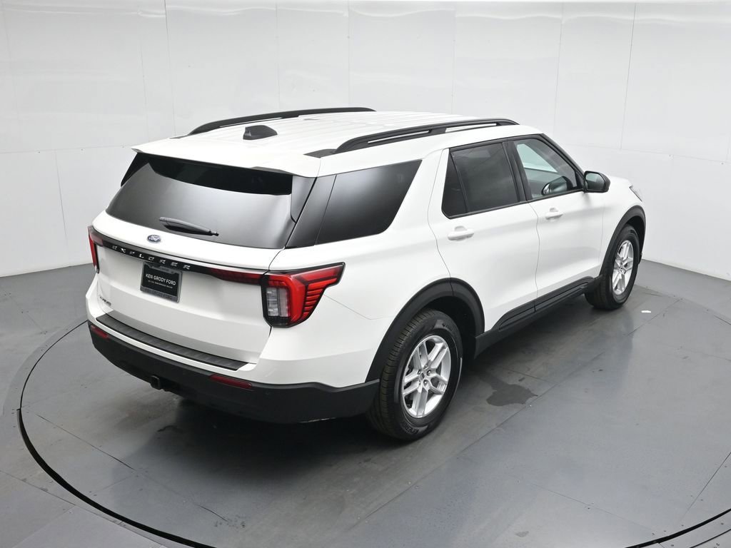New 2026 Ford Explorer Active image 41