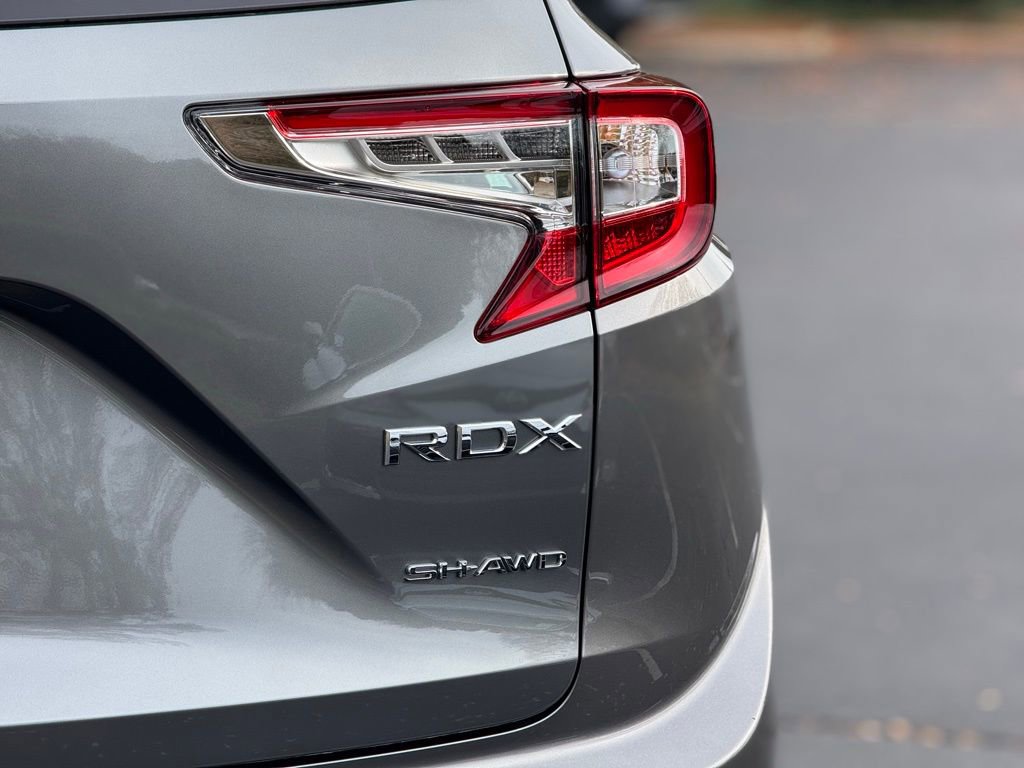 Used 2025 Acura RDX SH-AWD w/ Advance Package image 14