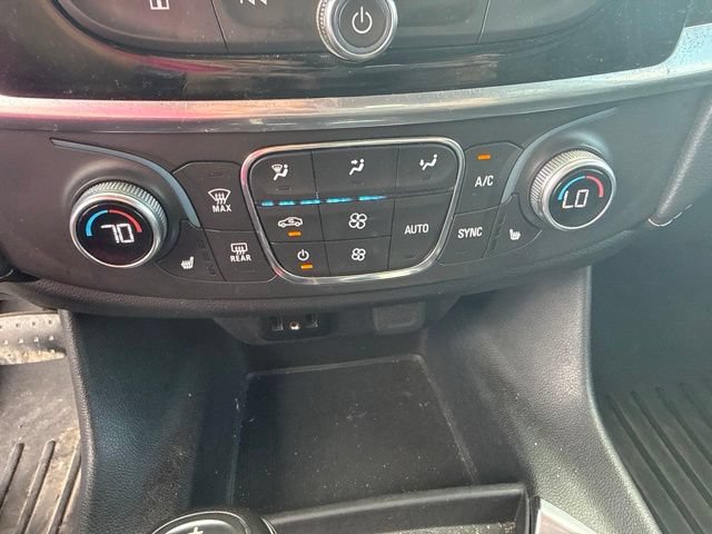 Used 2019 Chevrolet Traverse LT w/ LT Premium Package AWD/4WD image 27