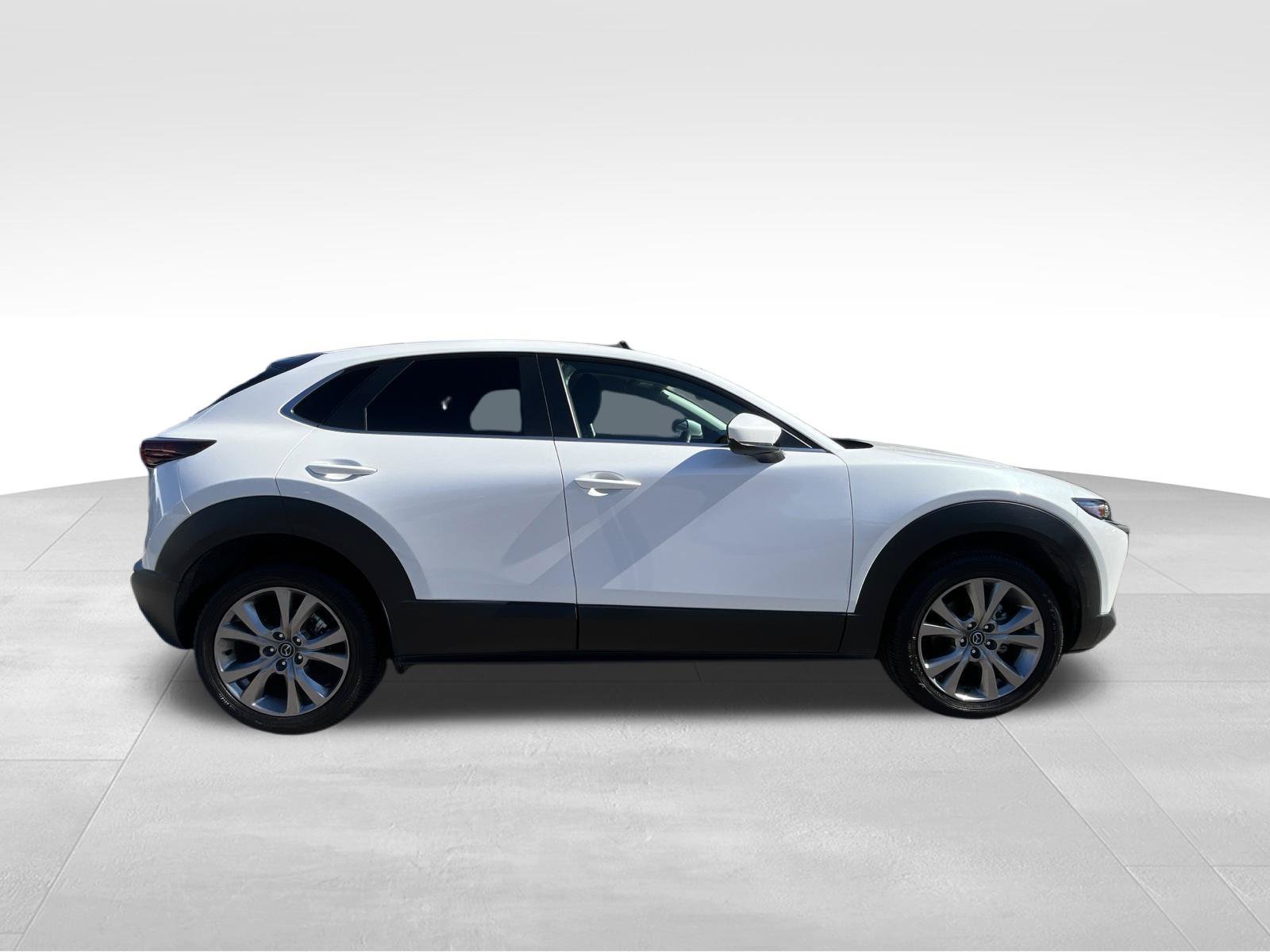 Used 2020 MAZDA CX-30 FWD w/ Preferred Package image 4