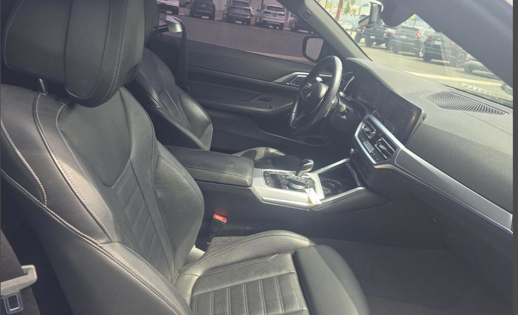 Used 2023 BMW M440i Convertible w/ Premium Package image 9