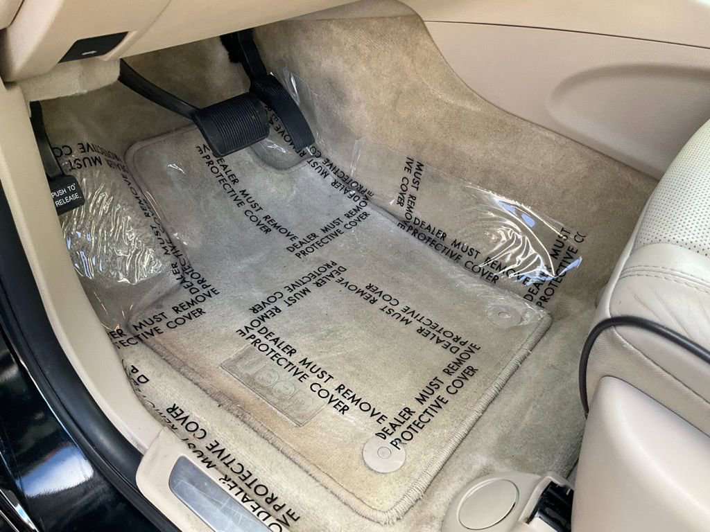 Used 2016 Jeep Grand Cherokee Overland image 20