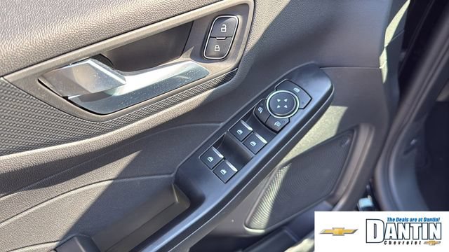 Used 2025 Ford Escape ST-Line FWD image 15