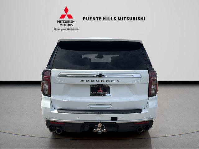 Used 2023 Chevrolet Suburban High Country w/ Advanced Technology Package AWD/4WD image 4
