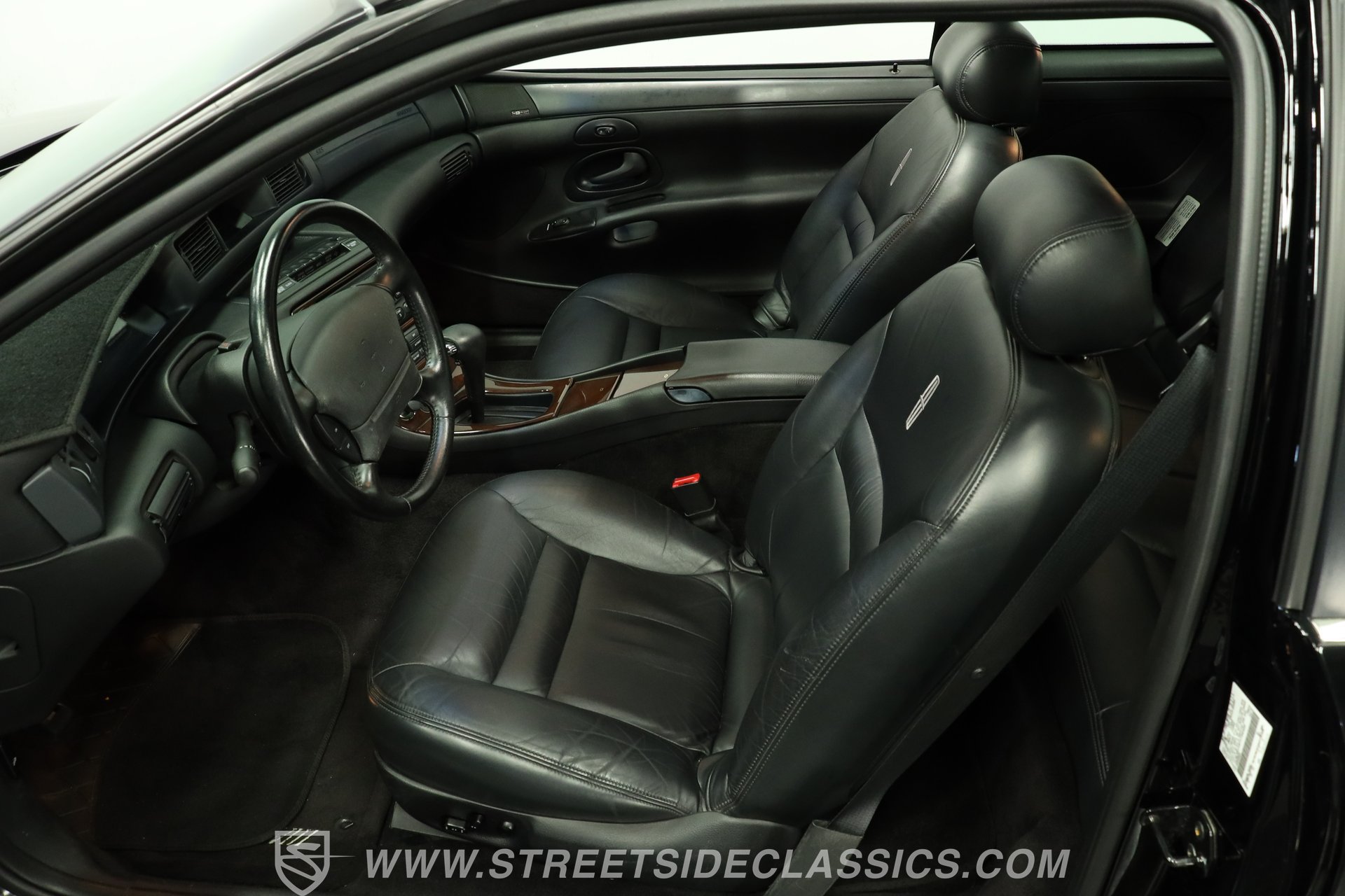 Used 1996 Lincoln Mark VIII RWD image 35