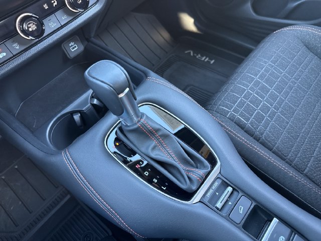Certified 2025 Honda HR-V Sport image 28