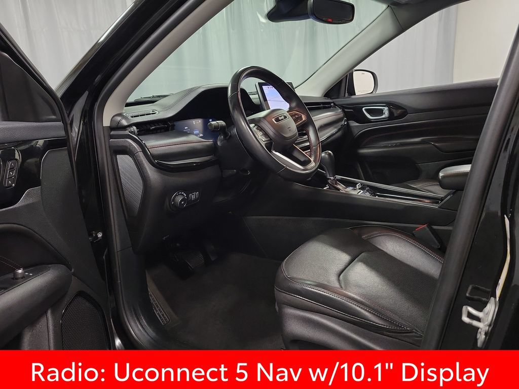 Used 2022 Jeep Compass Trailhawk w/ Trailhawk Elite Group AWD/4WD image 12