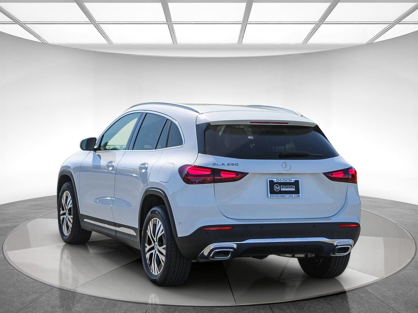 Certified 2025 Mercedes-Benz GLA 250 image 2