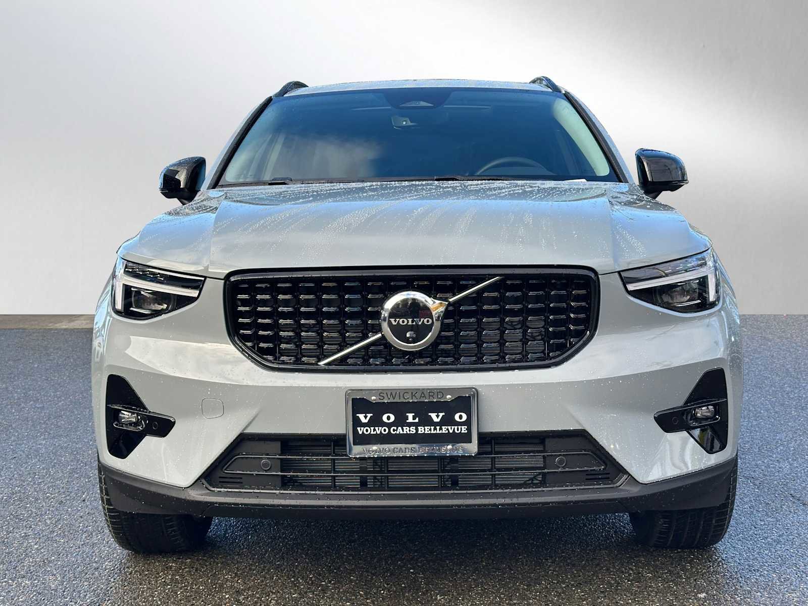 New 2026 Volvo XC40 B5 Ultra w/ Climate Package image 8