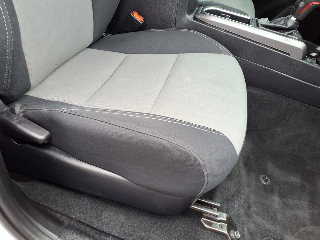 Used 2021 Toyota Tacoma TRD Sport w/ Technology Package RWD image 18