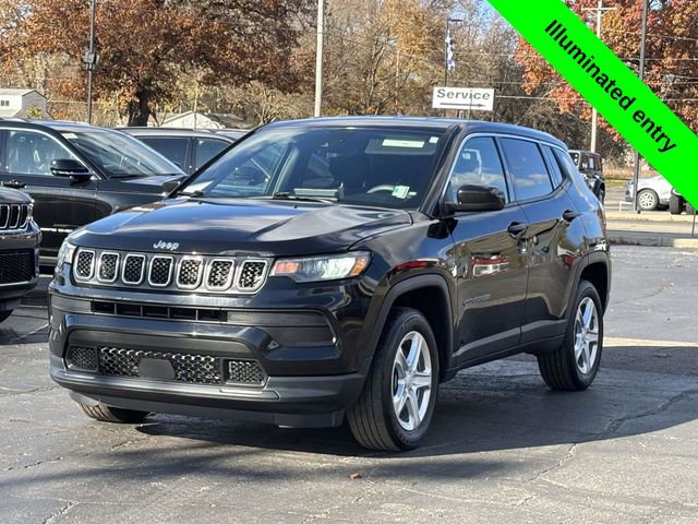 Used 2023 Jeep Compass Sport image 28