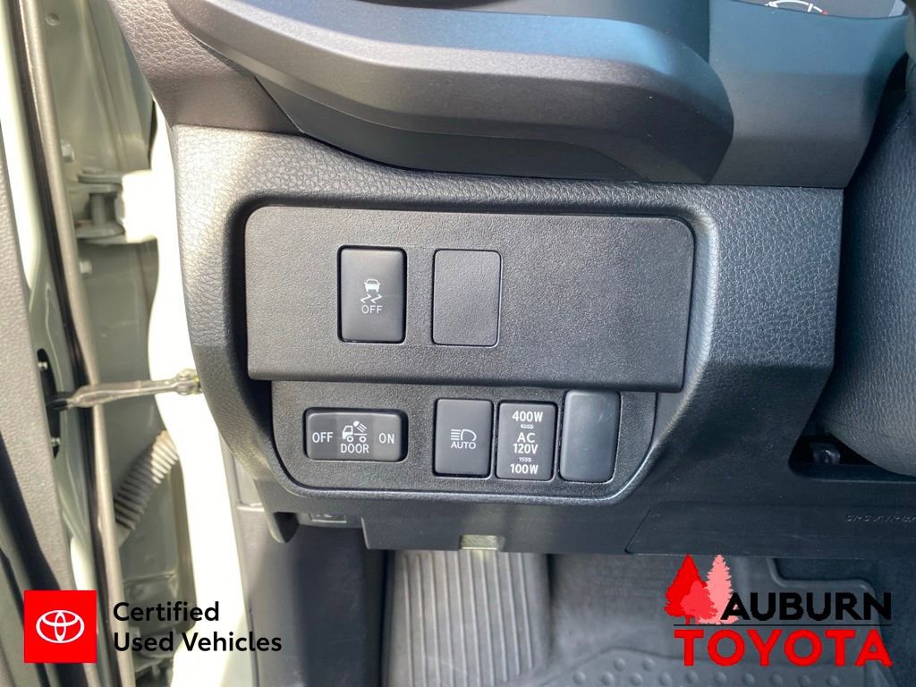 Used 2022 Toyota Tacoma TRD Off-Road w/ Technology Package AWD/4WD image 36