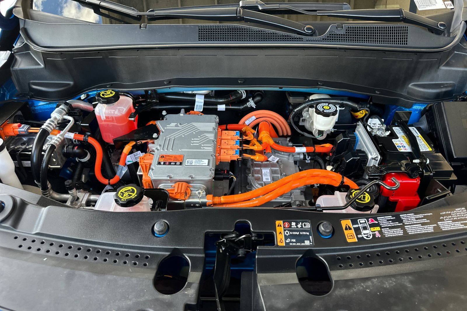 Certified 2022 Chevrolet Bolt EUV LT w/ Convenience Package image 24