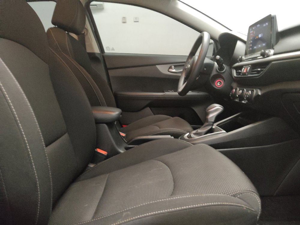 Used 2021 Kia Forte LXS FWD image 21