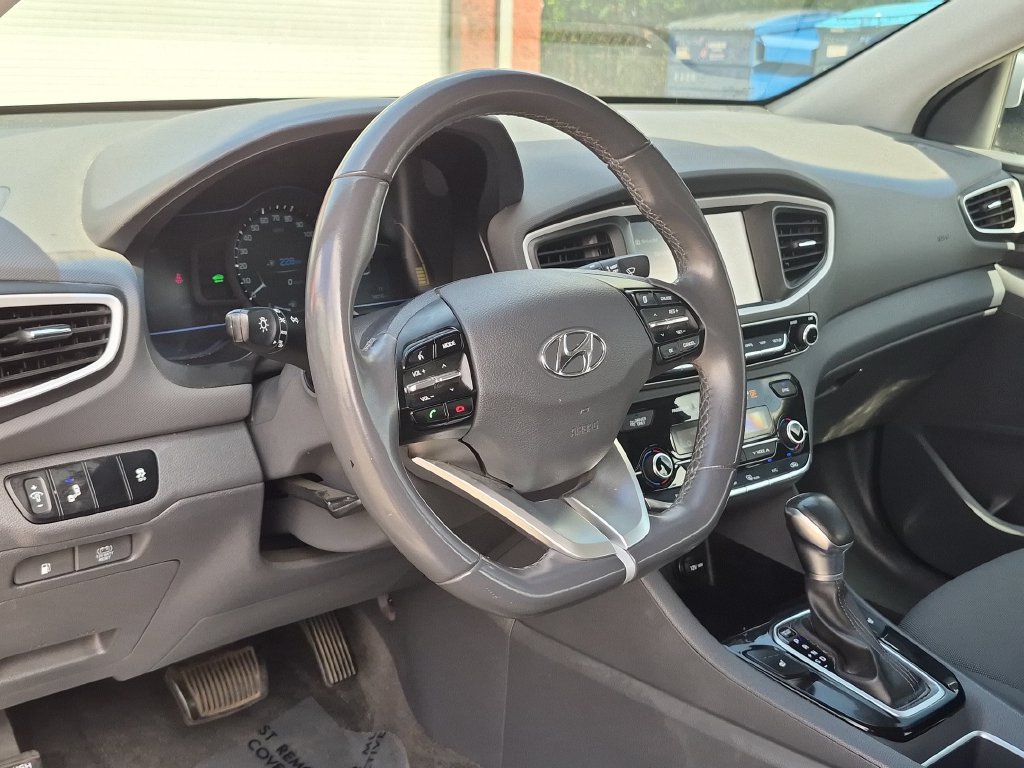 Used 2017 Hyundai Ioniq SEL FWD image 14