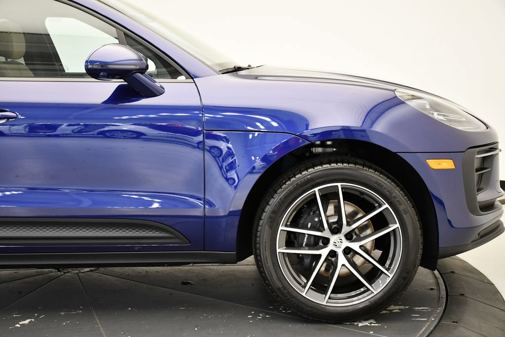 Certified 2026 Porsche Macan Turbo AWD/4WD image 15