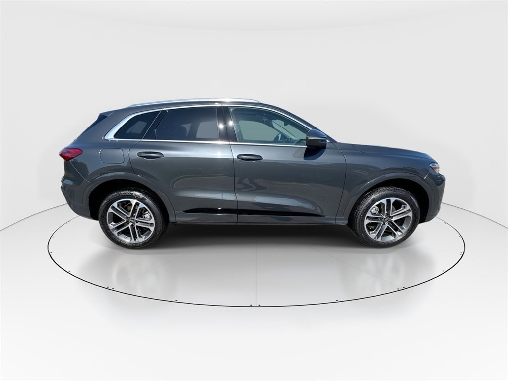 New 2025 Audi Q5 Premium image 9