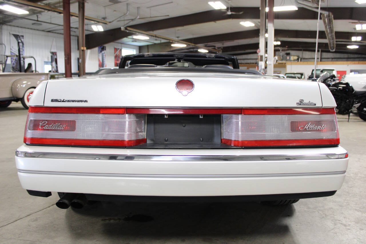 Used 1993 Cadillac Allante FWD image 27
