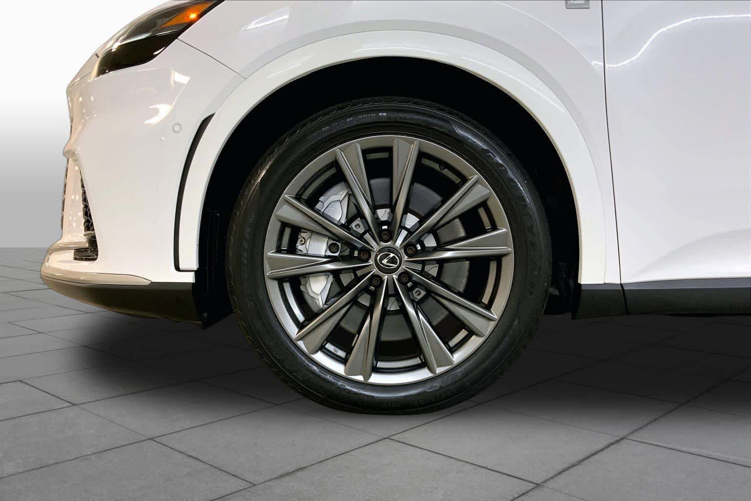 Used 2023 Lexus RX 350 F Sport w/ Accessory Package (Z1) AWD/4WD image 10