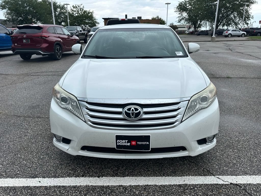 Used 2012 Toyota Avalon Limited FWD image 7